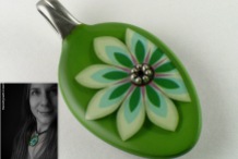 Sunshyne Silverwear Green Flower Pendant